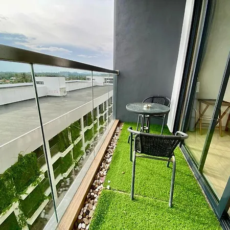 Cemara Rose Suite, Timur Bay Residence Kuantan Exterior photo